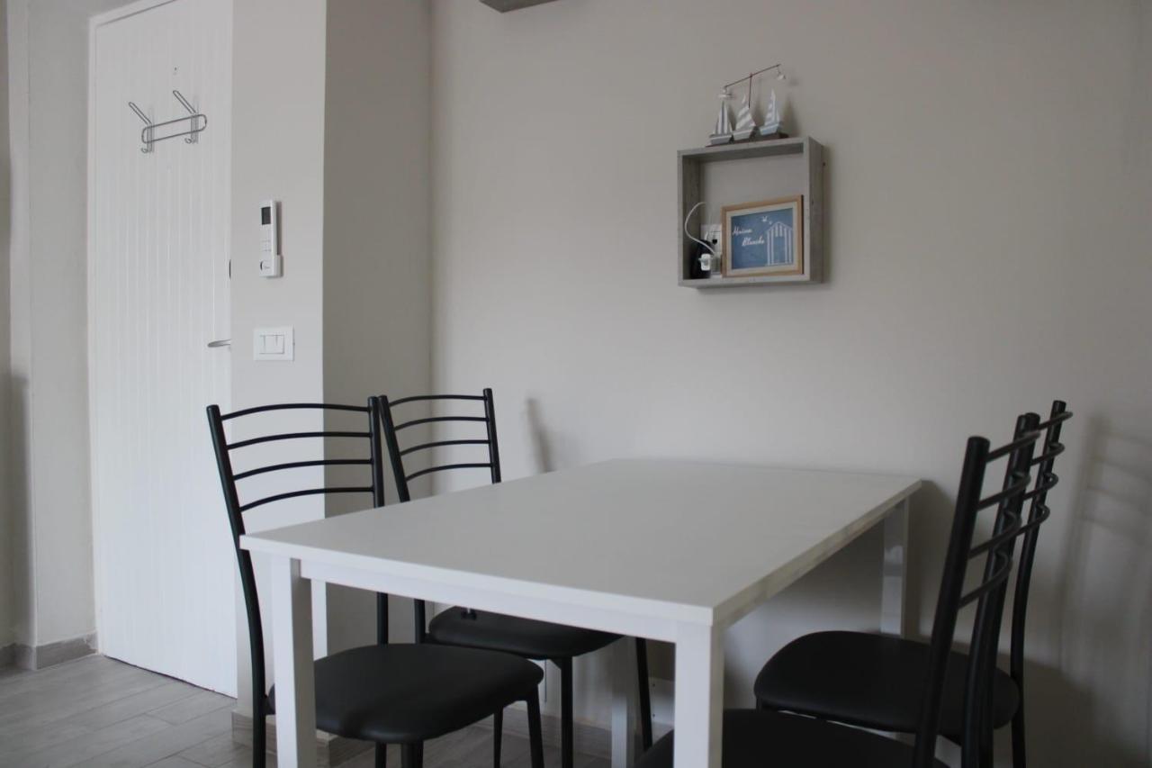 ואראצה Maison Blanche מראה חיצוני תמונה